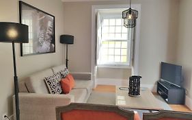 Lisbon Finestay Bica Apartment